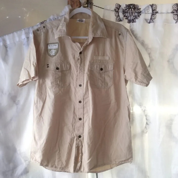 Modern culture shirt size large ( box CZ ) - Picture 1 of 3